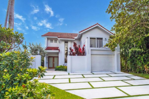 Luxury Villa 5BR and 3BR in Hollywood Lakes near Beach